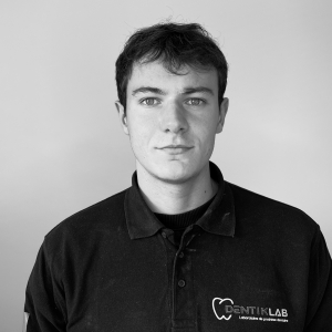 NICOLAS